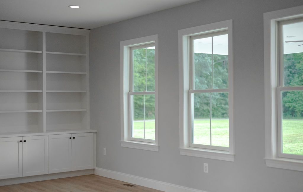 Julia's Knoll Farmhouse by Shady Lane Construction, gallery photo 3