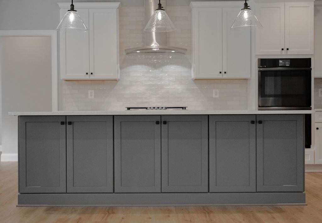 Julia's Knoll Farmhouse by Shady Lane Construction, gallery photo 5