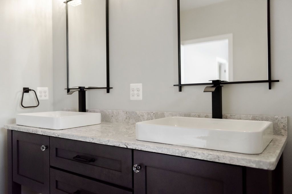 Medley Farmhouse Custom by Shady Lane Construction, gallery photo 2