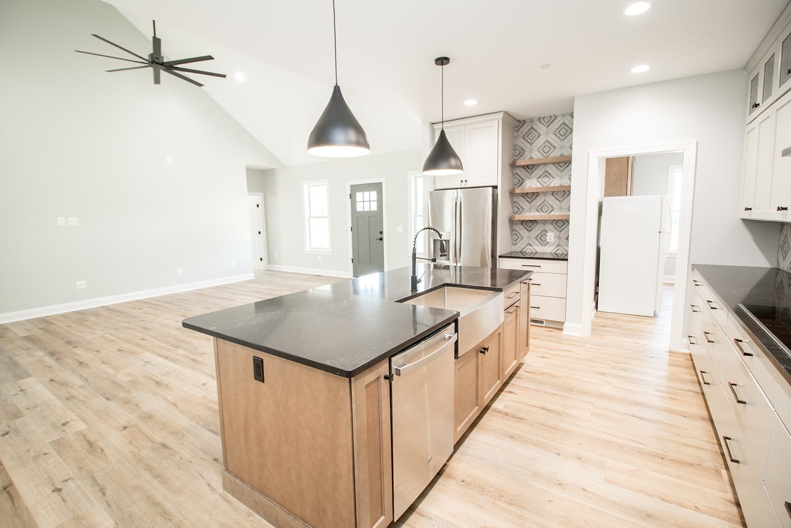Waverly Gardens Custom by Shady Lane Construction, photo 3